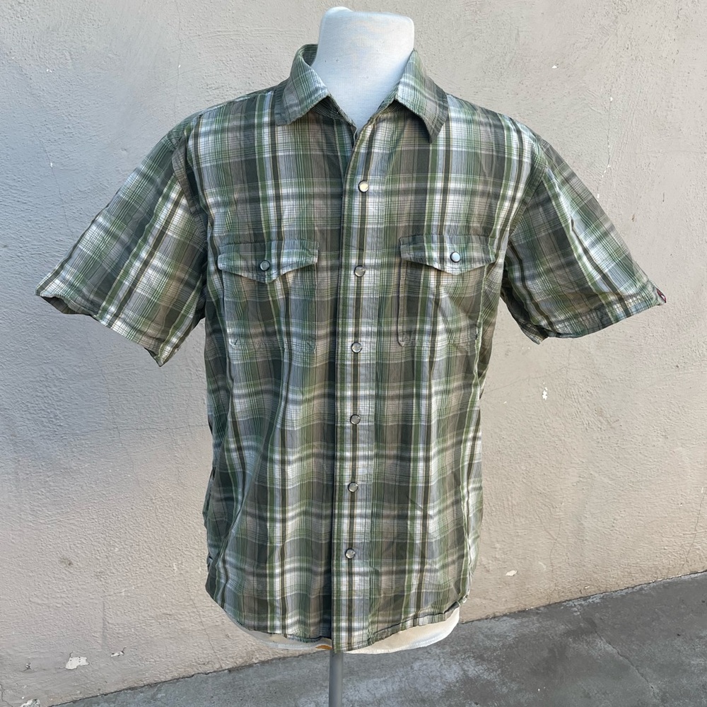 The North Face Mens plaid snap down